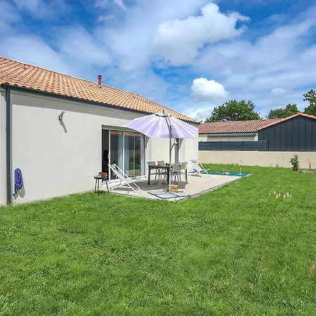 Awesome In With Kitchen